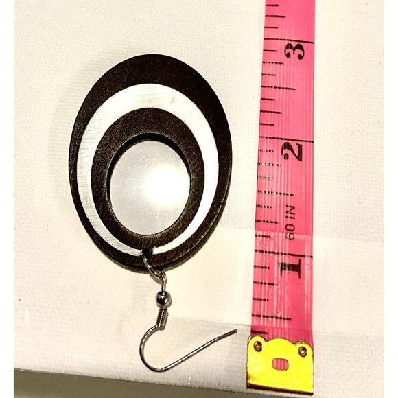 Faceted clear bead necklace, Silver & Black bangle bracelet and dangle earrings - Picture 9 of 11